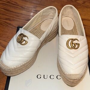 Gucci White and Gold Espadrille Shoes with platform